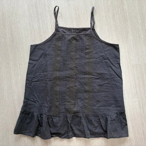 [BUNJANG] Samanthamos Embroidered Camisole / 사만사모스 자수 나시~~