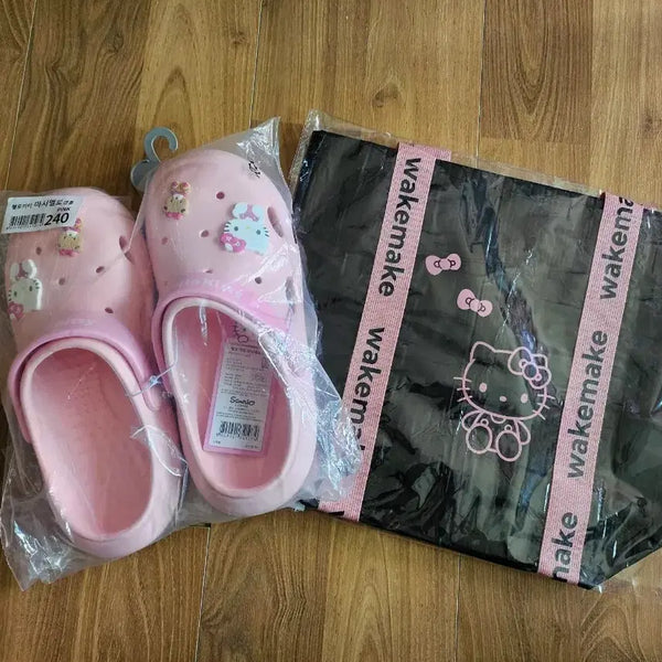 [BUNJANG] Hello Kitty Pink Sandals & Tarpaulin Bag Set (Size 240) / 헬로키티 샌들 핑크 + 헬로키티 타포린 백