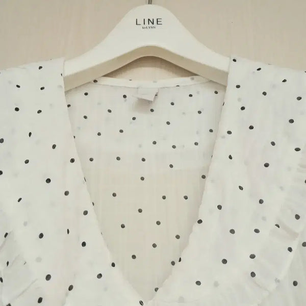 [BUNJANG] New Ivory Dot Frill Summer Blouse 55 / 새옷) 러블리한 프릴 도트 여름블랏