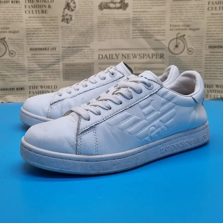 [BUNJANG] Emporio Armani Women's Sneakers (240) / 엠포리오 아르마니 여성스니커즈240