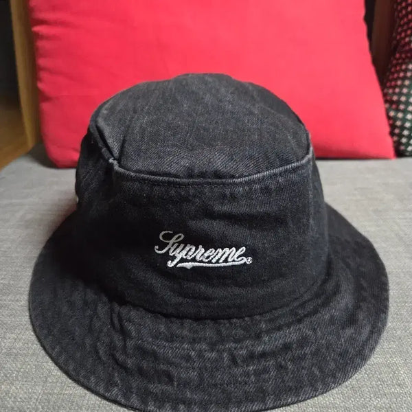 [BUNJANG] Supreme Black Denim Bucket Hat / 슈프림 블랙 데님 버킷햇