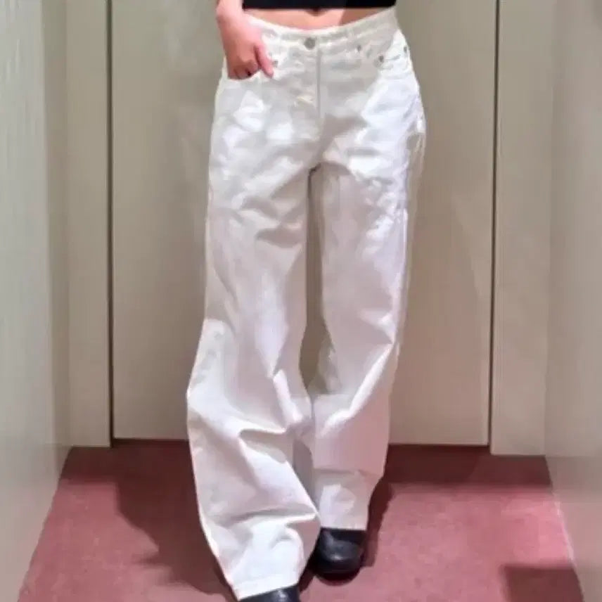 [BUNJANG] REST&RECREATION Low Rise Stitch Jeans White / 새상품) 레스트앤레크레이션 로우라이즈 스티치 데님 화이트