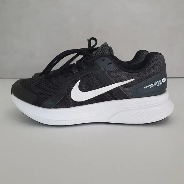 [BUNJANG] Nike Run Swift 2 Black White Running Shoes (US 6) / 나이키의 런 스위프트 2 블랙 화이트 (230)