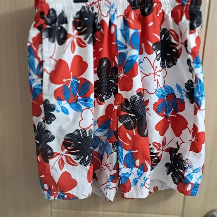 [BUNJANG] Arena Men's Swim Trunks Floral Pattern / 아레나 수영복