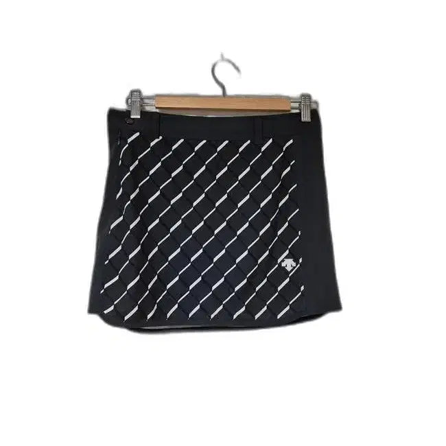 [BUNJANG] Descente Authentic Women's Summer Functional Spandex Golf Mini Skirt / 데상트 정품 여자 여름용 기능성 여성 스판 골프 미니스커트치마67