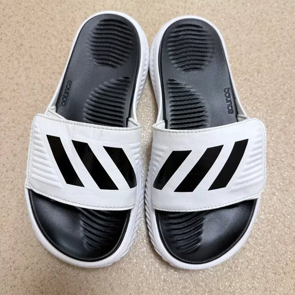 [BUNJANG] Adidas Alphabounce White Shoes / [235]아디다스 알파바운스