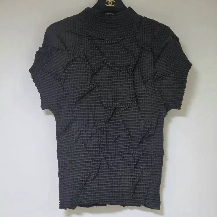 [BUNJANG] LA VITA JUNKO 3D Pleated Blouse / 라비타준코 LA VITA JUNKO 입체 블라우스