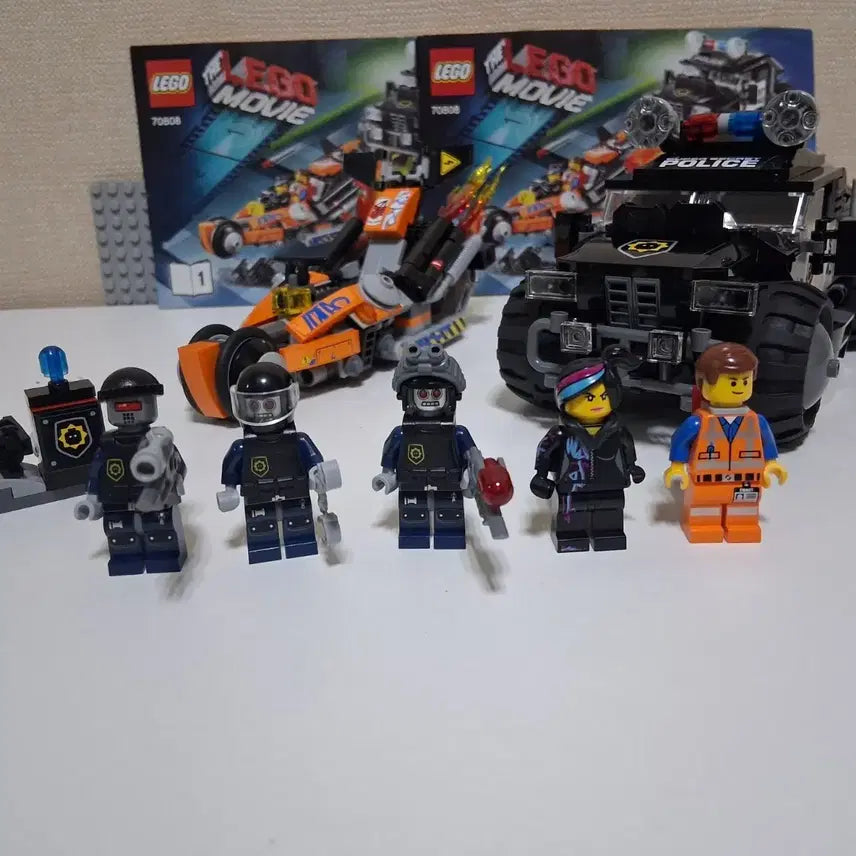 [BUNJANG] LEGO Movie 70608 Sweet Mayhem's Villain Robot Car / 레고 무비 70608 스윗 메이헴의 악당 로봇 자동차