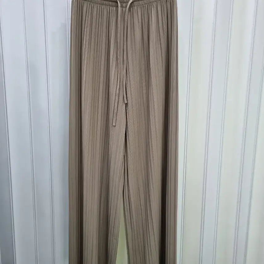 [BUNJANG] Pleated Wide Leg Pants - Beige / 주름 와이드 팬츠 베이지