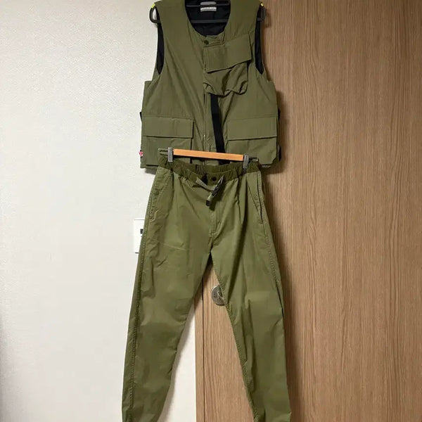 [BUNJANG] BEHEAVYER Paravest Outdoor Setup Khaki M / 비헤비어 파라베스트 아웃도어 셋업 카키 M