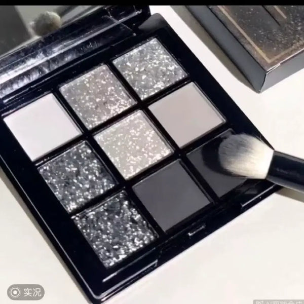 [BUNJANG] Glitter Eyeshadow Palette Black Silver / 글리터 섀도우 팔레트 블랙 실버