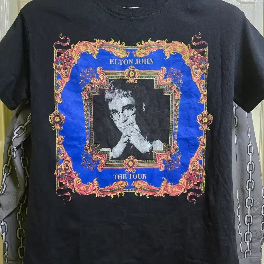 [BUNJANG] Elton John The Tour T-Shirt Black / 엘튼 존 더 투어 반팔 티셔츠 블랙