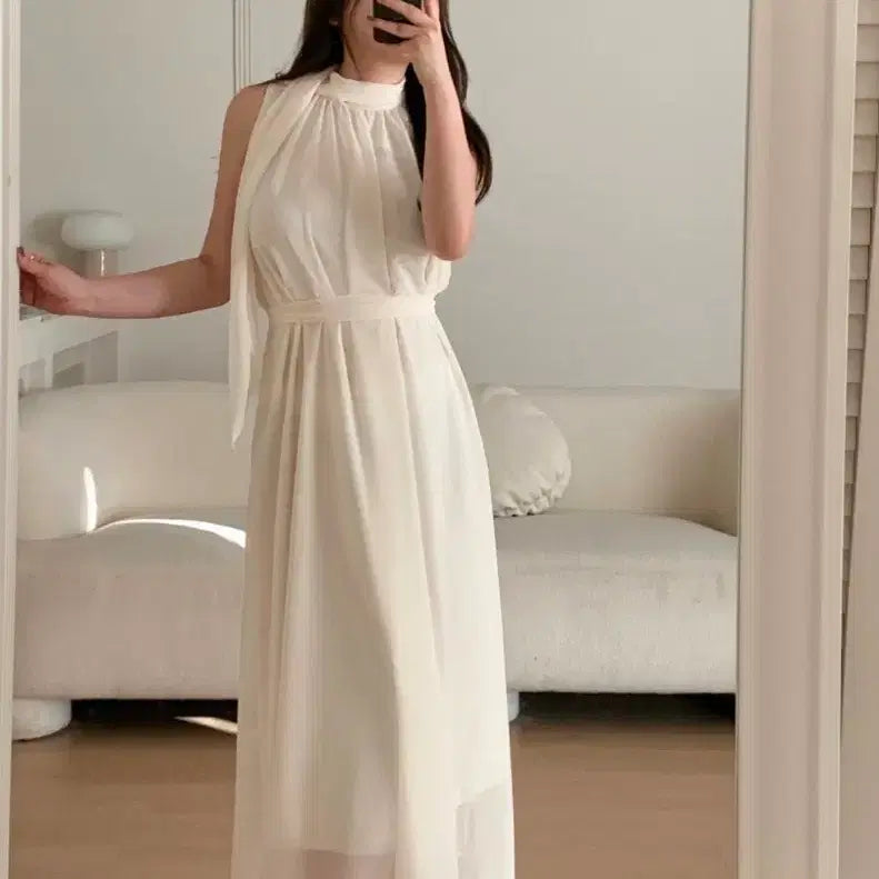 [BUNJANG] Flapper Chiffon Halterneck Dress / 66~77/플랫퍼 환승연애 쉬폰 홀터넥 원피스