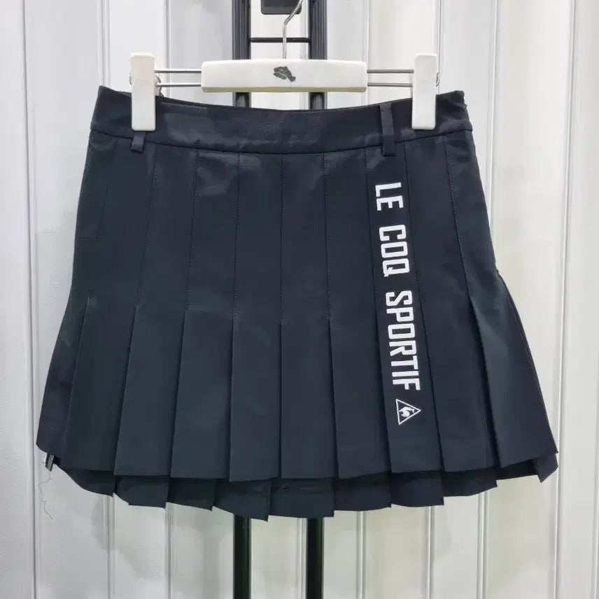 [BUNJANG] Le Coq Sportif Pleated Skirt Black / 르꼬끄 스포르티브 플리츠 스커트 블랙64