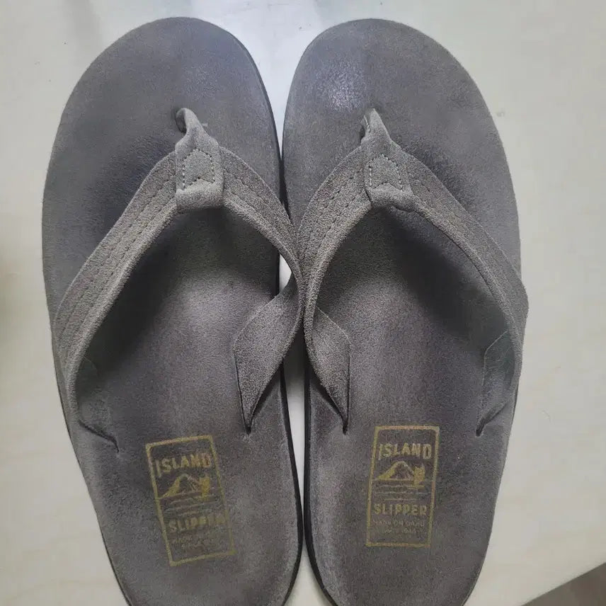 [BUNJANG] Island Slipper Grey Size 275 / 아일랜드 조리 275사이즈 팝니다.