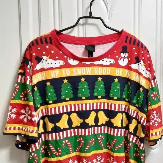 [BUNJANG] H&M Christmas Pattern T-Shirt XL / 에이치엔엠 크리스마스 패턴 티셔츠