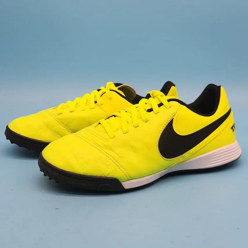 [BUNJANG] Nike Tiempo Legend 6 Futsal Shoes / k 나이키 티엠포 레전드6 풋살화 230
