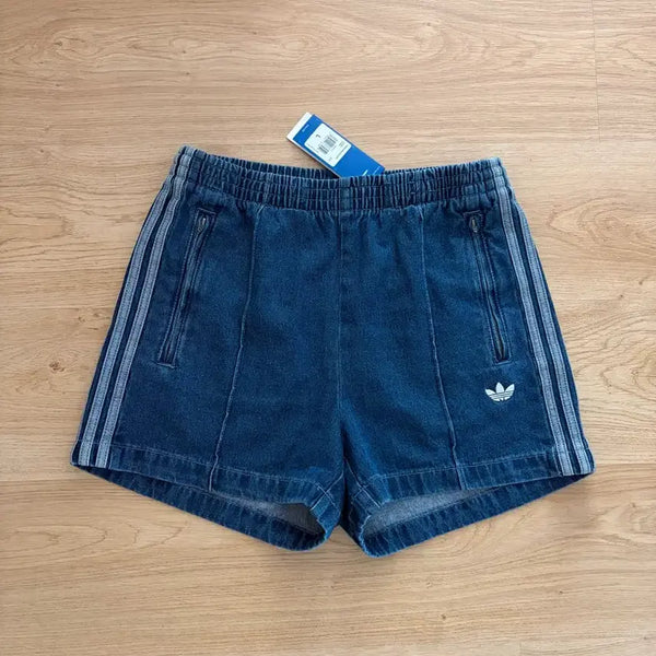 [BUNJANG] Adidas Denim Firebird Shorts Women's Size L / 아디다스 매장정품 데님 파이어버드 반바지 여자 L사이즈 청반바지
