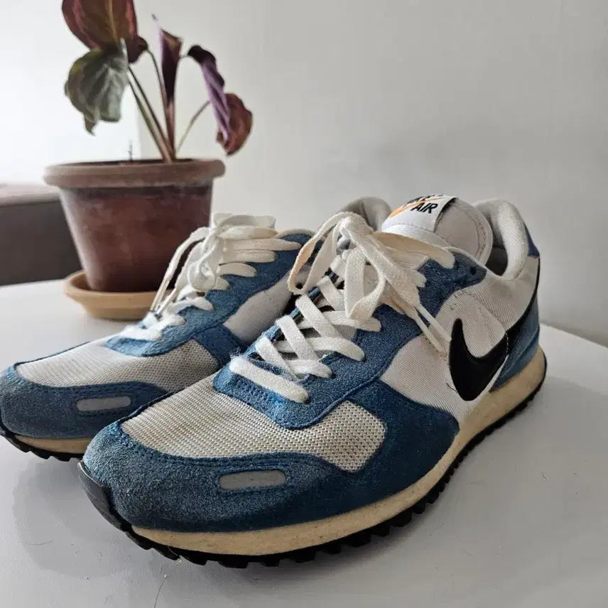 [BUNJANG] Nike Air Vortex Vintage White/Blue/Black Shoes / 에어 볼텍스 빈티지 흰파검 265-270