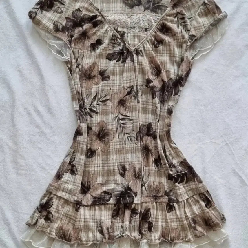 [BUNJANG] Vintage Mori Girl Hagumi T-Shirt / 빈티지 모리걸 하구미 티셔츠