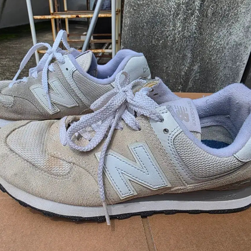 [BUNJANG] New Balance 574 Beige Shoes / 뉴발란스 574 베이지 250