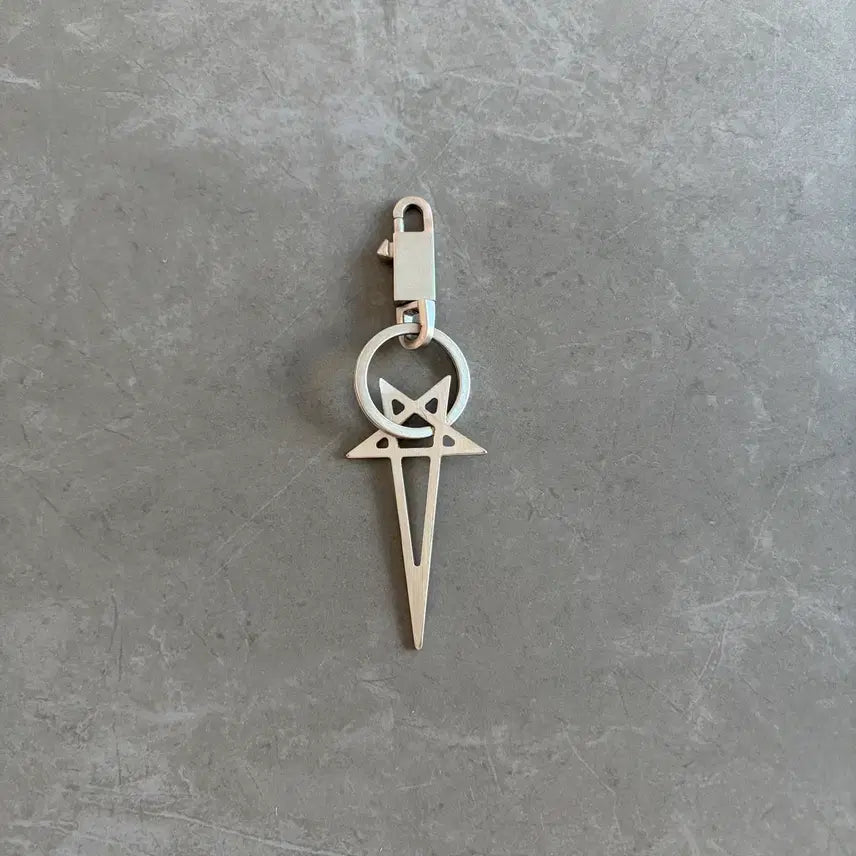 [BUNJANG] Rick Owens Pentagram Keychain / 릭오웬스 펜타그램 키링