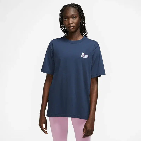 [BUNJANG] Nike Women's Loose Fit Butterfly Embroidered Print T-Shirt / M 나이키 우먼스 루즈핏 나비 자수 프린팅 반팔티
