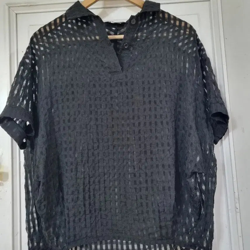 [BUNJANG] Stylish Check Pattern Sheer Blouse / 여름 시원한 고급스러운 핏이이쁜.  멋쟁이. 블라우스.