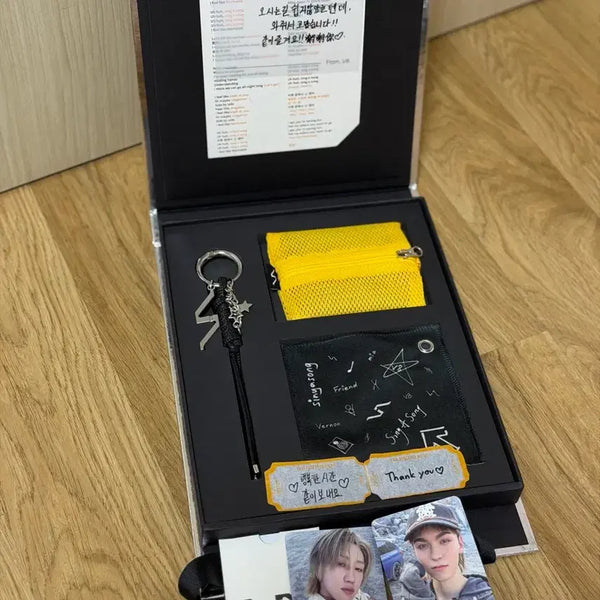 [BUNJANG] SEVENTEEN V8 Studio Kit Confetti Photocard / V8 공방키트 공방포카 캐랜 컨페티