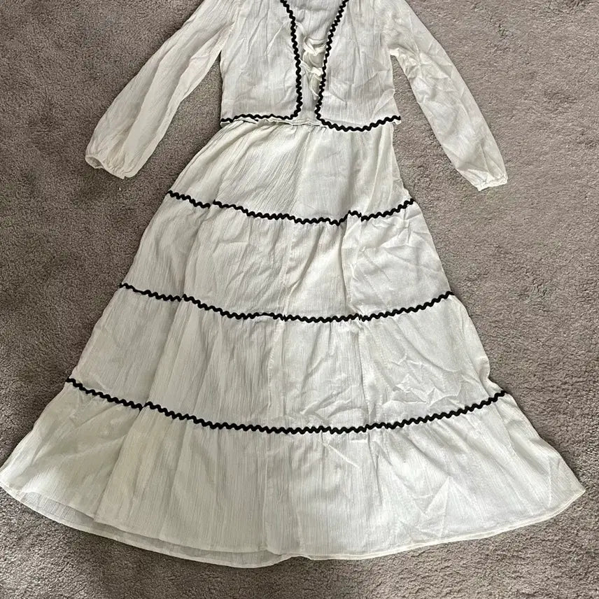 [BUNJANG] Women's Summer Cardigan and Long Skirt Two-Piece Set / (미착용)여리핏 여름 가디건 세트 롱스커트 투피스 셋업