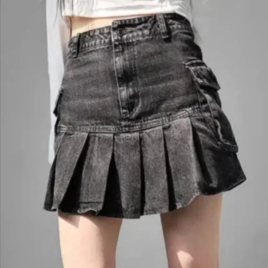 [BUNJANG] Ablie Black Denim Pleated Skirt M / [M] 에이블리 흑청 플리츠 스커트