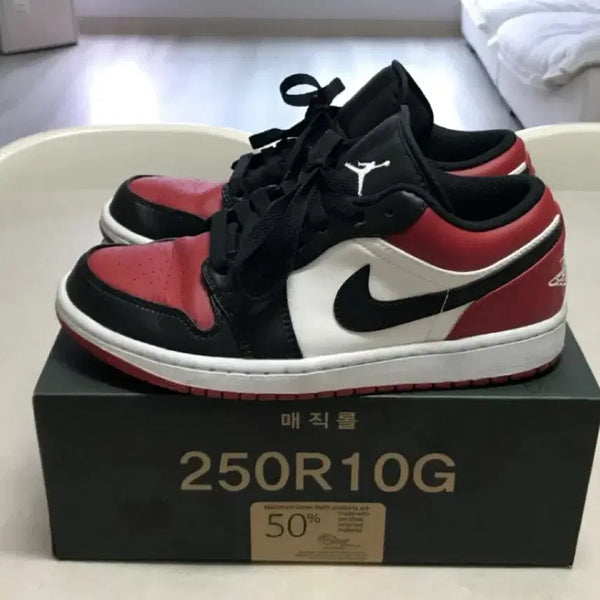 [BUNJANG] Air Jordan 1 Bred Toe Sneakers Size 250 / 조던 브레드 토 250