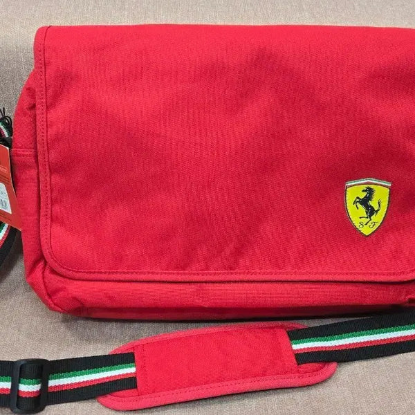 [BUNJANG] Ferrari Official Licensed Messenger Bag (Rosso Corsa Red) / [새상품/정품] 페라리 오피셜 라이센스 메신저백 (로소 코르사 레드)
