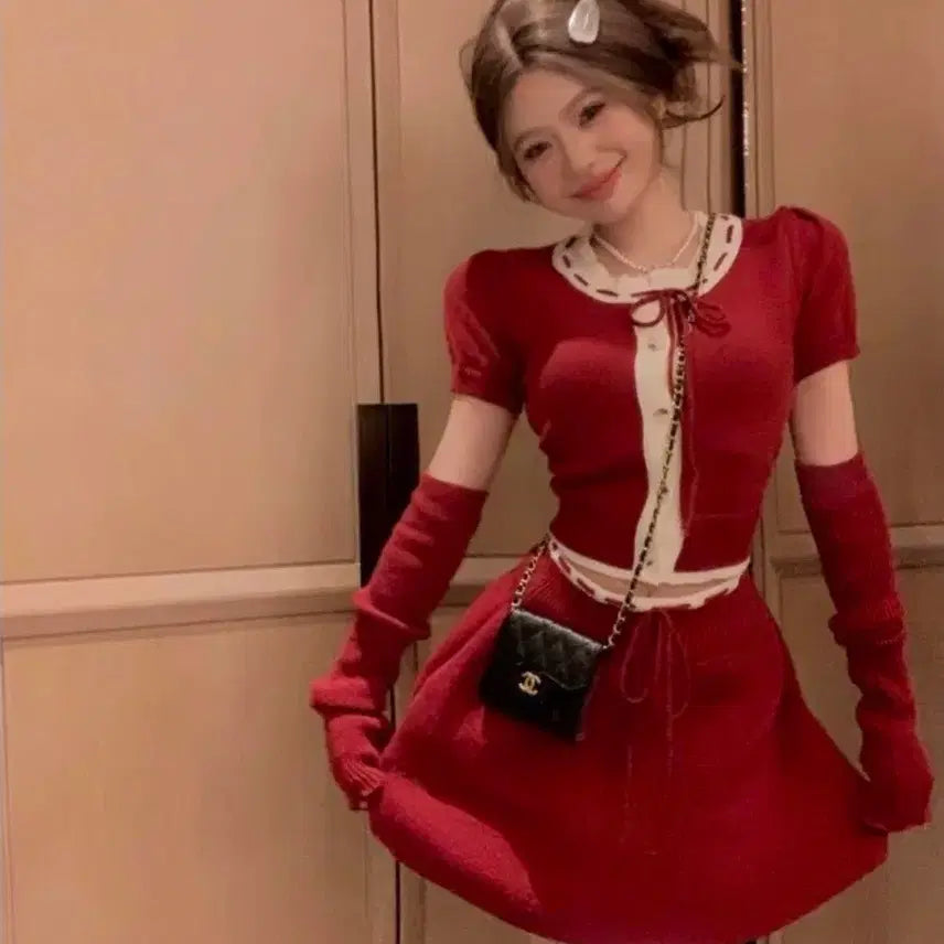 [BUNJANG] Red Christmas Knit Two-Piece Set (Top + Skirt + Arm Warmers) / 레드 컬러 크리스마스 니트 투피스 세트(상의+스커트+팔토시)