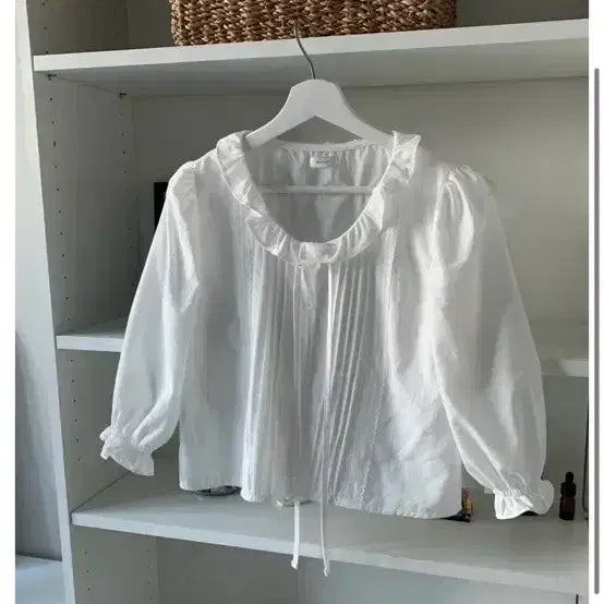 [BUNJANG] Shop Moné Bona Blouse / 샵 모네 보나블라우스