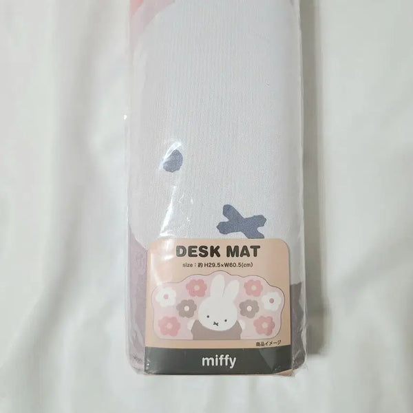 [BUNJANG] Miffy Flower Large Desk Pad / 미피 플라워 마우스 장패드 데스크 패드