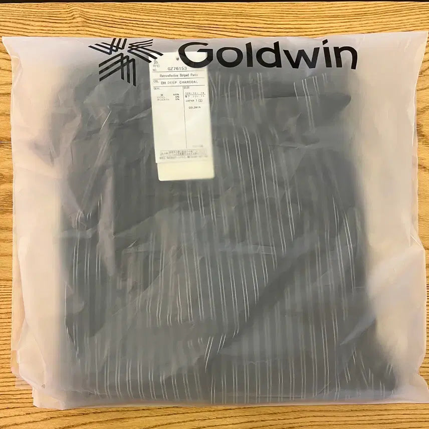 [BUNJANG] Goldwin 0 Retro Reflective Striped Pants / Goldwin 0 Retro Reflective Striped Pants