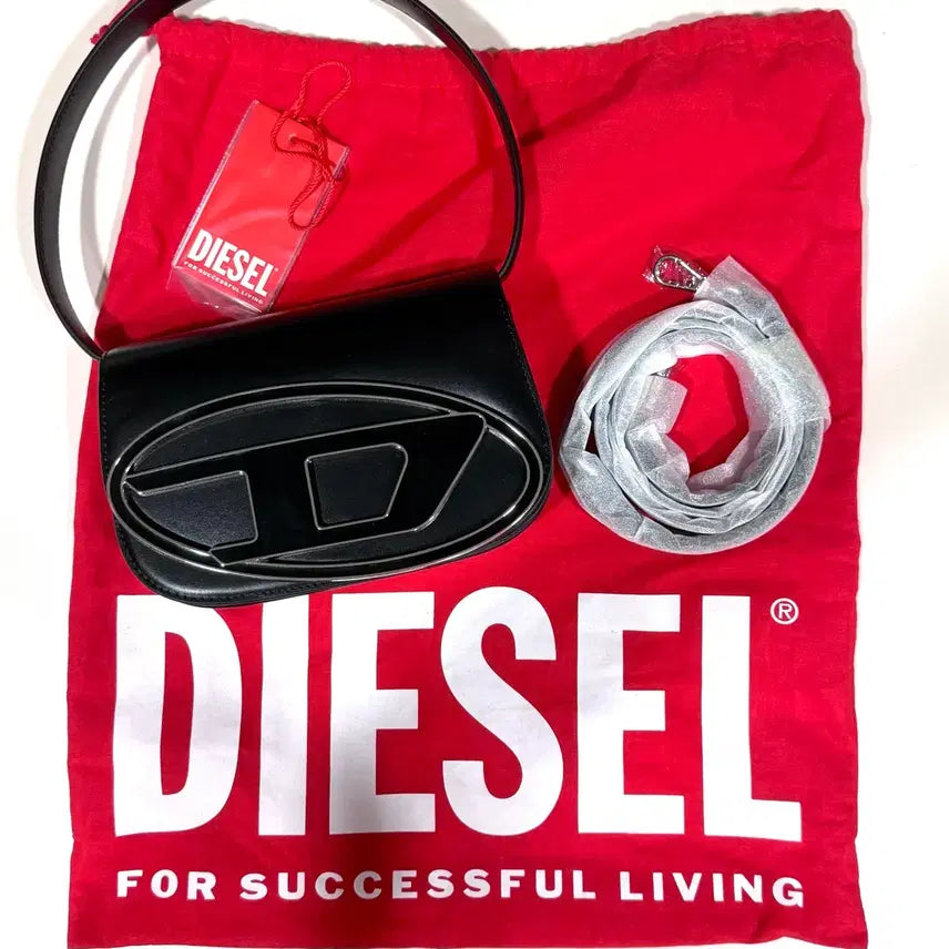 [BUNJANG] Diesel Leather Handbag / 디젤 가방 새거