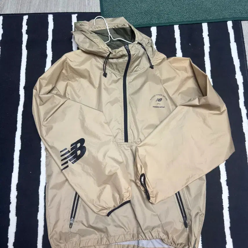 [BUNJANG] New Balance x Thisisneverthat Anorak Beige Large / 뉴발란스x디스이즈네버댓 아노락