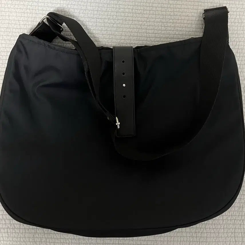 [BUNJANG] Hatching Room Weavy Bag Nylon / 해칭룸 웨이비백 나일론