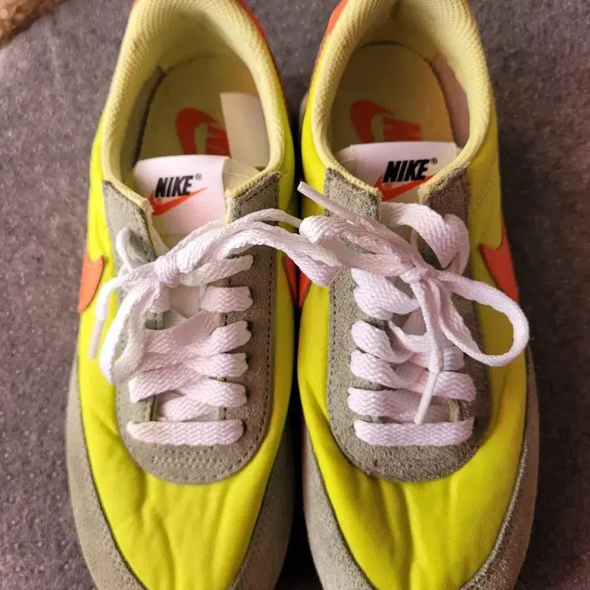 [BUNJANG] Nike Daybreak Sneakers Fluorescent Yellow/Gray/Orange / 나이키 데이브레이크 형광 옐로우/그레이/오렌지