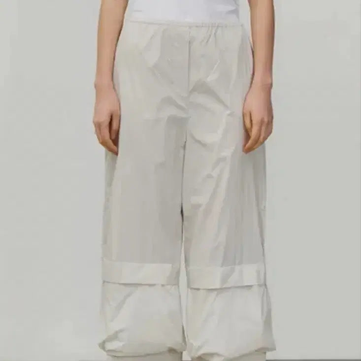 [BUNJANG] Amomento Nylon String Pants Size 0 / 아모멘토 나일론 스트링 팬츠 0사이즈