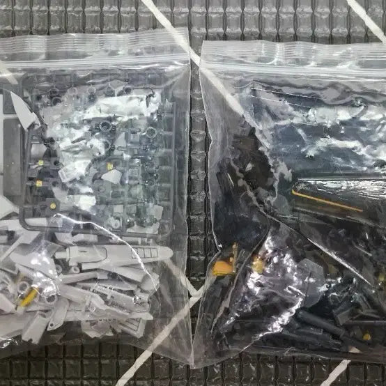 [BUNJANG] Gaffran & Hrairo Custom Model Kit / HGUC 가프랑 흐라이루 판매합니다.