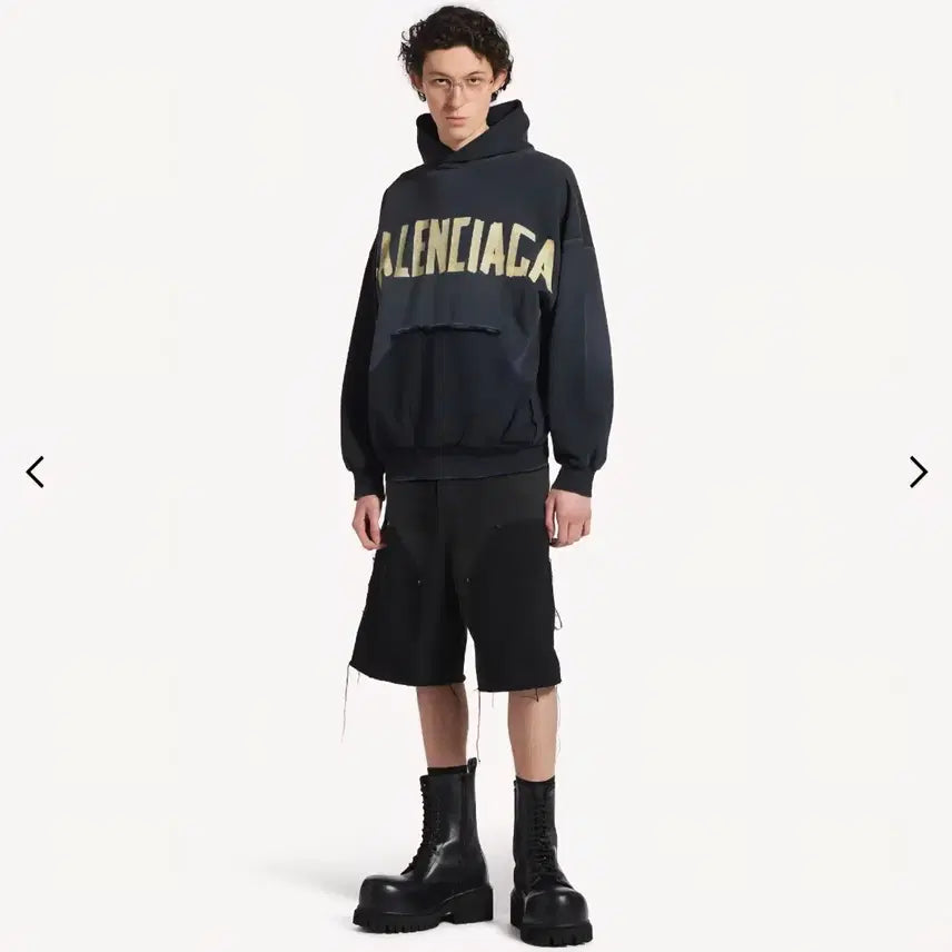 [BUNJANG] Balenciaga Tape Logo Hoodie Long Sleeve T-Shirt / 발렌시아가 테이프 로고 후디 티셔츠 BB 긴팔 개퍼 후드 롱 슬리브 포켓