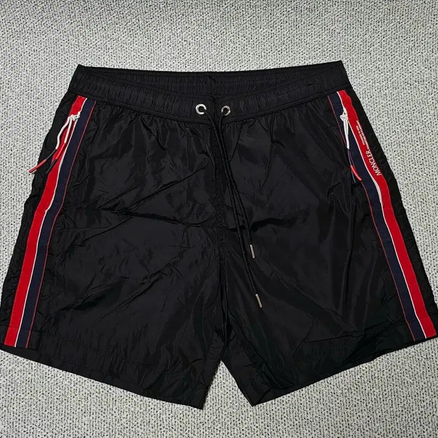 [BUNJANG] Moncler Color Band Swim Pants M Size / [M 사이즈] 몽클레어 컬러밴드 스윔팬츠 반바지