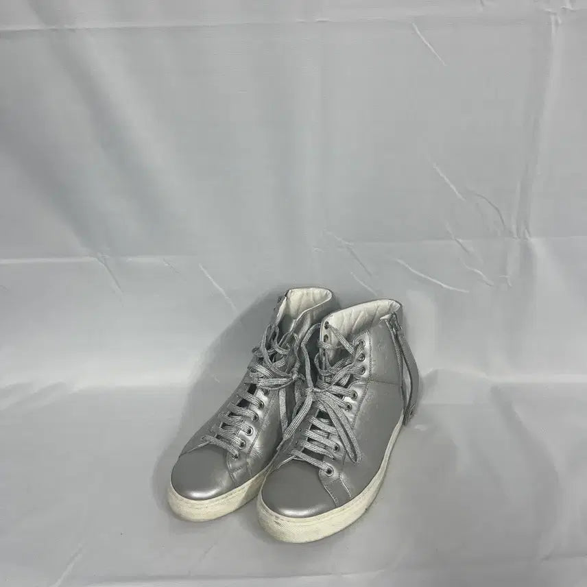[BUNJANG] MCM High-Top Sneakers Size 41 (260) / MCM 하이탑 스니커즈 41사이즈 260
