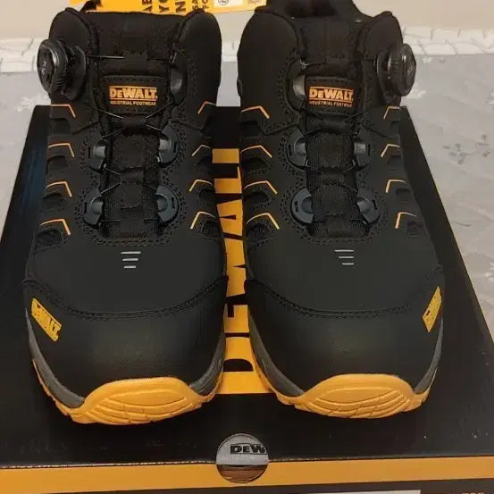 [BUNJANG] DeWalt Geneva 5 Safety Shoes (255mm-270mm) / [새상품]디월트 안전화 GENEVA 제네바5 255미리~270미리