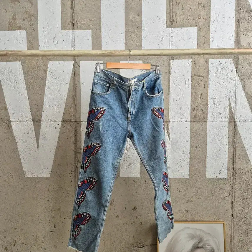 [BUNJANG] Maje Butterfly Print Jeans / 마쥬 나비 프린팅 청바지(PT2