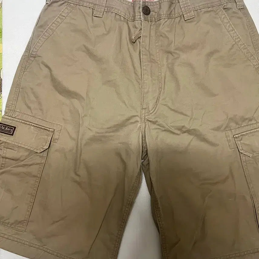 [BUNJANG] Dickies Cargo Shorts Beige Size 34 / [34] 디키즈 카고 반바지 베이지 판매