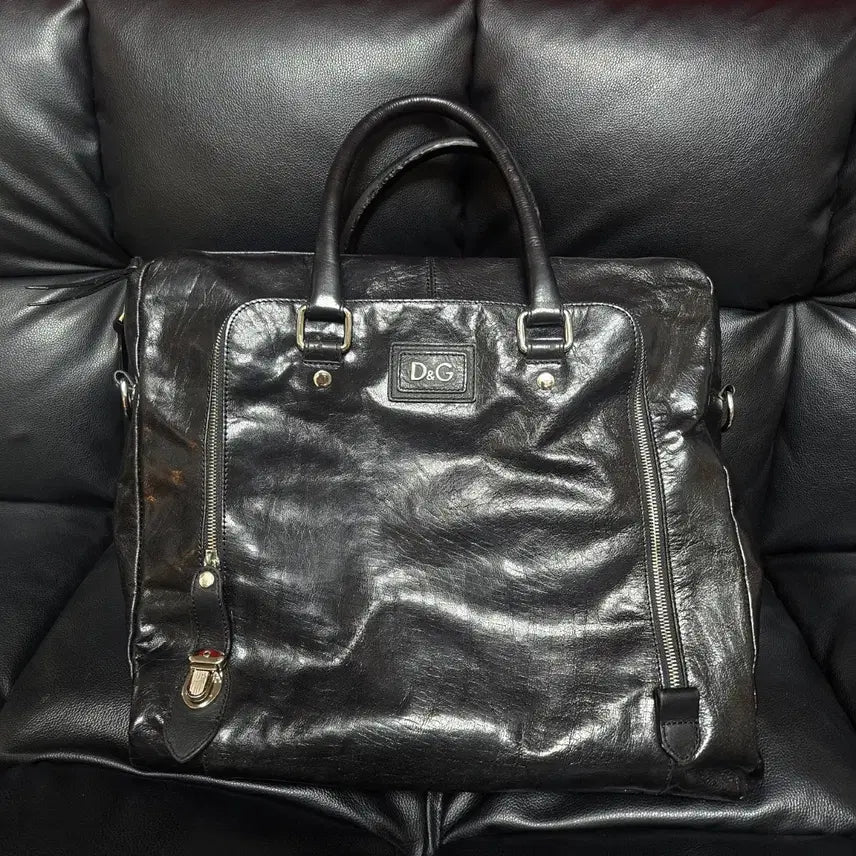 [BUNJANG] Dolce & Gabbana 00s Archive Buffalo Patent Leather Boston Bag / 돌체앤가바나 00's 아카이브 버팔로 유광 레더 보스턴백